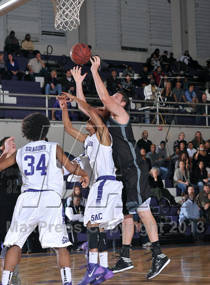 Thumbnail 1 in Ponderosa vs. Sacramento (St. Hope Elite Classic) photogallery.