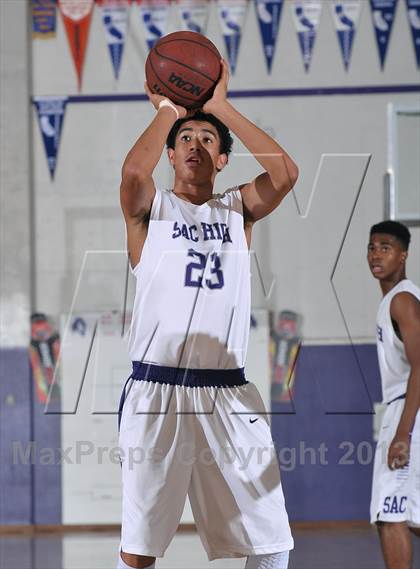 Thumbnail 1 in Ponderosa vs. Sacramento (St. Hope Elite Classic) photogallery.
