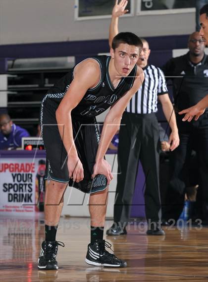 Thumbnail 1 in Ponderosa vs. Sacramento (St. Hope Elite Classic) photogallery.