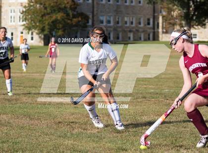 Thumbnail 3 in Farmington @ Northwest Catholic photogallery.