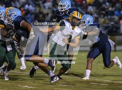 Thumbnail 2 in Crest @ Huss photogallery.