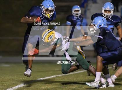 Thumbnail 3 in Crest @ Huss photogallery.