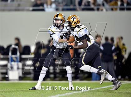 Thumbnail 3 in Hanna @ Spartanburg (SCHSL 4A Division 2 2nd Round) photogallery.
