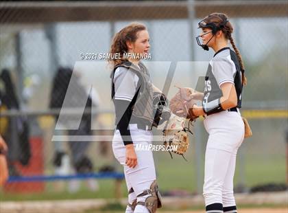 Thumbnail 3 in Lincoln Northeast vs. Columbus photogallery.
