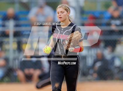 Thumbnail 3 in Lincoln Northeast vs. Columbus photogallery.