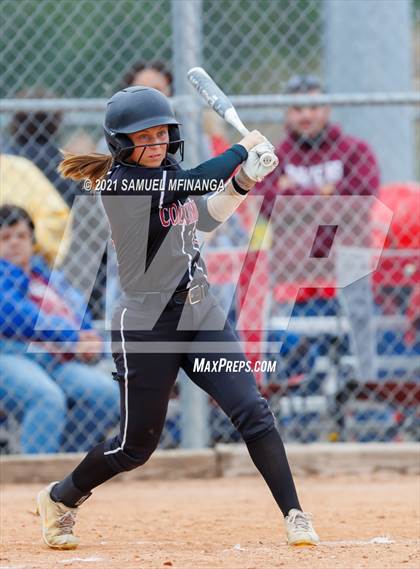 Thumbnail 1 in Lincoln Northeast vs. Columbus photogallery.