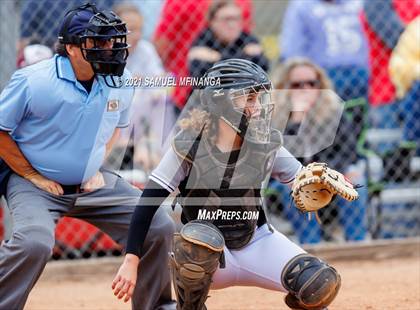 Thumbnail 3 in Lincoln Northeast vs. Columbus photogallery.