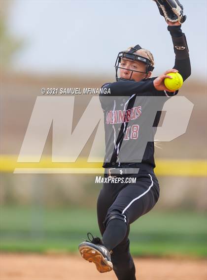 Thumbnail 3 in Lincoln Northeast vs. Columbus photogallery.