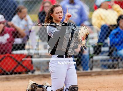 Thumbnail 3 in Lincoln Northeast vs. Columbus photogallery.