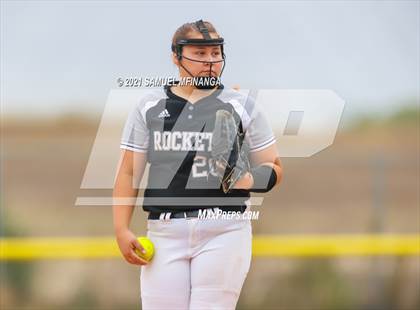 Thumbnail 1 in Lincoln Northeast vs. Columbus photogallery.