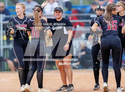 Thumbnail 1 in Lincoln Northeast vs. Columbus photogallery.