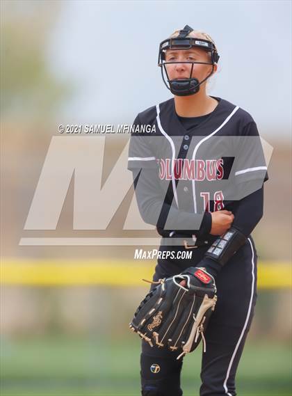 Thumbnail 3 in Lincoln Northeast vs. Columbus photogallery.
