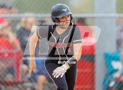 Thumbnail 2 in Lincoln Northeast vs. Columbus photogallery.