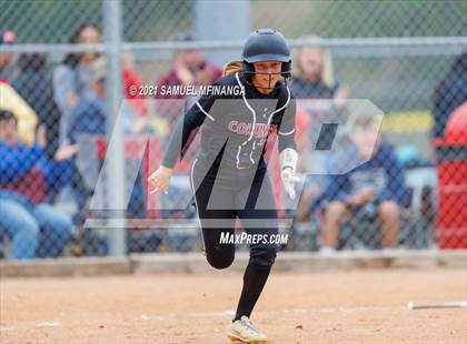 Thumbnail 1 in Lincoln Northeast vs. Columbus photogallery.