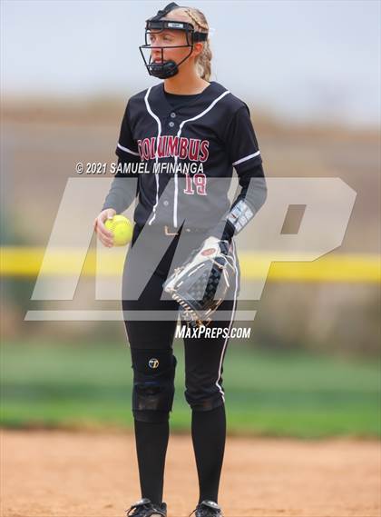Thumbnail 3 in Lincoln Northeast vs. Columbus photogallery.