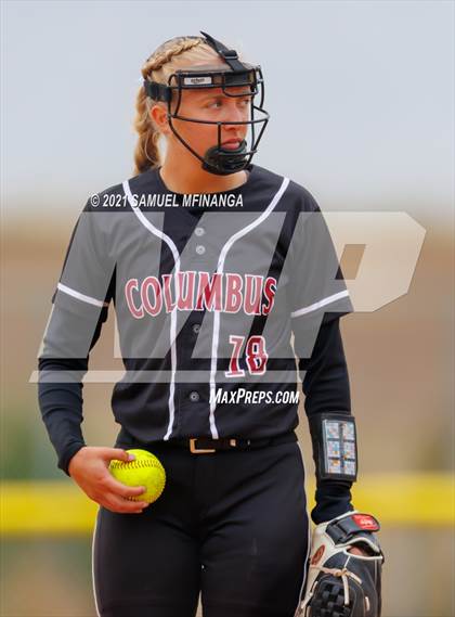 Thumbnail 3 in Lincoln Northeast vs. Columbus photogallery.