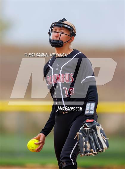 Thumbnail 1 in Lincoln Northeast vs. Columbus photogallery.