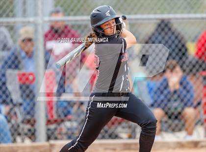 Thumbnail 2 in Lincoln Northeast vs. Columbus photogallery.