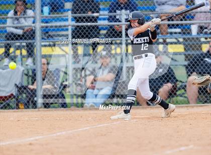 Thumbnail 2 in Lincoln Northeast vs. Columbus photogallery.