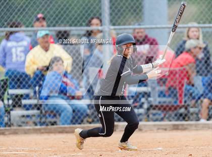 Thumbnail 2 in Lincoln Northeast vs. Columbus photogallery.