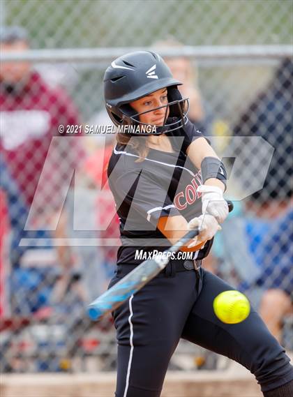 Thumbnail 3 in Lincoln Northeast vs. Columbus photogallery.