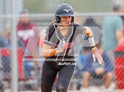 Thumbnail 3 in Lincoln Northeast vs. Columbus photogallery.