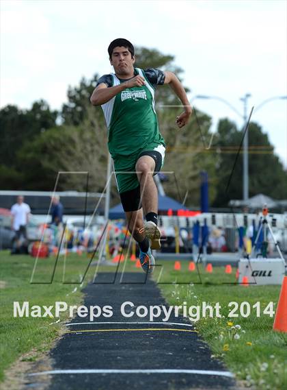 Thumbnail 2 in Reed Sparks Rotary Invitational photogallery.