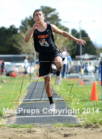 Thumbnail 2 in Reed Sparks Rotary Invitational photogallery.