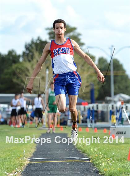 Thumbnail 2 in Reed Sparks Rotary Invitational photogallery.