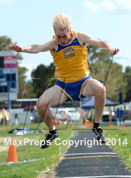 Thumbnail 3 in Reed Sparks Rotary Invitational photogallery.