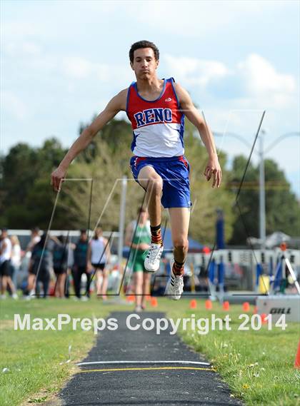 Thumbnail 1 in Reed Sparks Rotary Invitational photogallery.