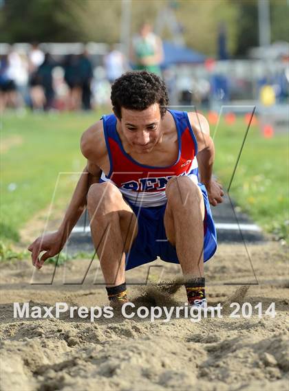 Thumbnail 1 in Reed Sparks Rotary Invitational photogallery.