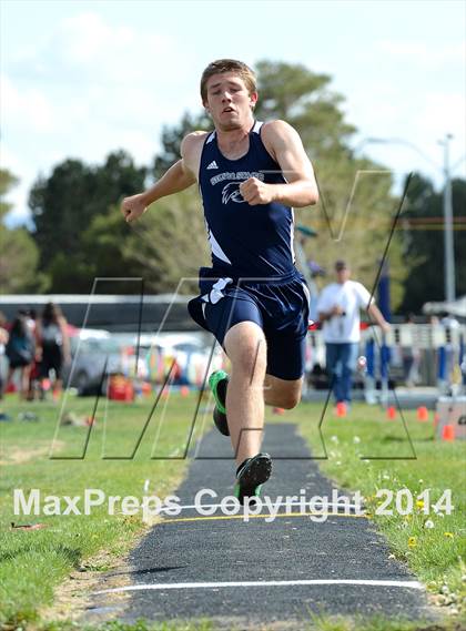 Thumbnail 2 in Reed Sparks Rotary Invitational photogallery.