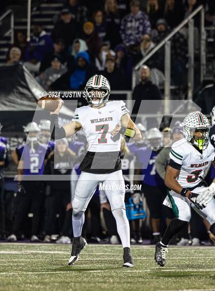 Thumbnail 3 in Brownsburg vs. Lawrence North (IHSAA 6A Regional 3) photogallery.