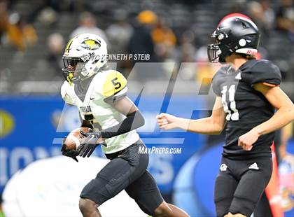 Thumbnail 1 in Haynesville vs. Oak Grove (LHSAA Division IV Non-Select Final) photogallery.