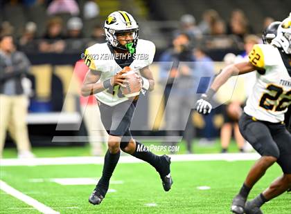 Thumbnail 2 in Haynesville vs. Oak Grove (LHSAA Division IV Non-Select Final) photogallery.