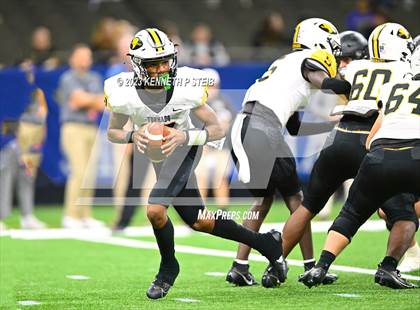 Thumbnail 1 in Haynesville vs. Oak Grove (LHSAA Division IV Non-Select Final) photogallery.