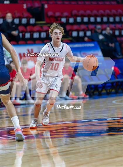 Thumbnail 3 in Byram Hills vs  Mount Sinai (NYSPHSAAClass A Semifinal) photogallery.