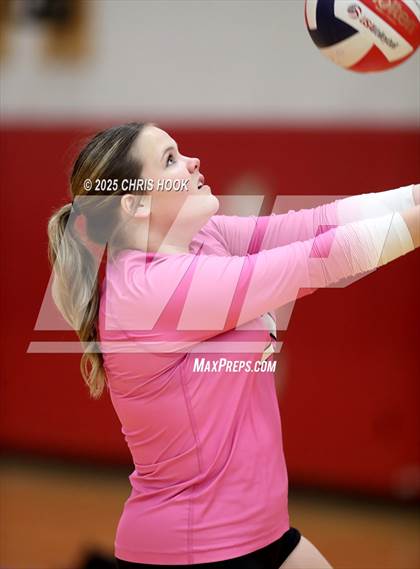 Thumbnail 2 in San Tan Foothills vs Show Low (Florence Invitational) photogallery.