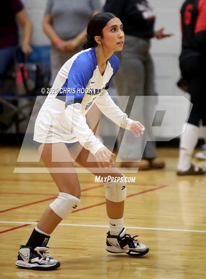 Thumbnail 3 in San Tan Foothills vs Show Low (Florence Invitational) photogallery.