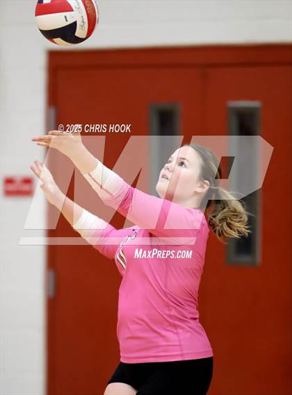 Thumbnail 3 in San Tan Foothills vs Show Low (Florence Invitational) photogallery.