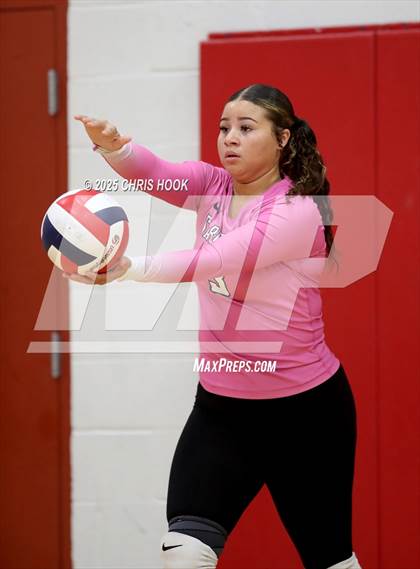 Thumbnail 2 in San Tan Foothills vs Show Low (Florence Invitational) photogallery.