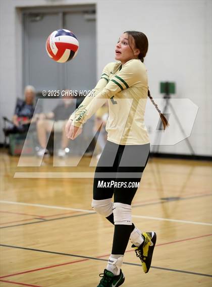 Thumbnail 1 in San Tan Foothills vs Show Low (Florence Invitational) photogallery.
