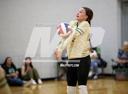 Thumbnail 2 in San Tan Foothills vs Show Low (Florence Invitational) photogallery.