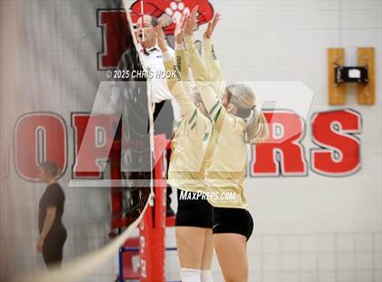 Thumbnail 2 in San Tan Foothills vs Show Low (Florence Invitational) photogallery.