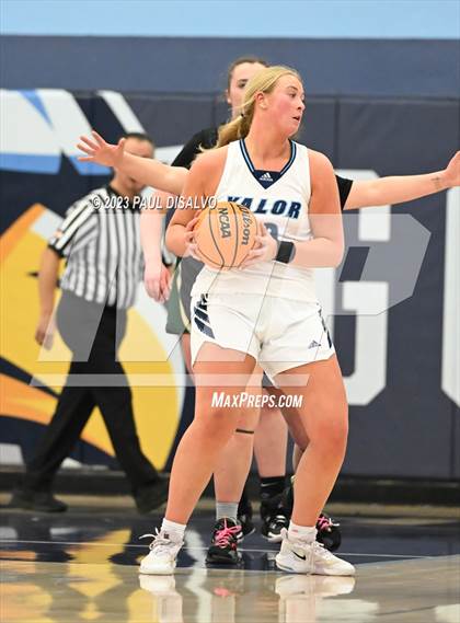 Thumbnail 3 in Valor Christian vs. Mountain Vista (CHSAA 6A First Round) photogallery.