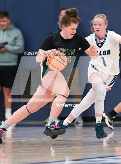 Thumbnail 2 in Valor Christian vs. Mountain Vista (CHSAA 6A First Round) photogallery.