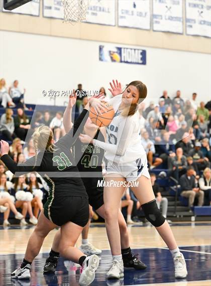Thumbnail 2 in Valor Christian vs. Mountain Vista (CHSAA 6A First Round) photogallery.