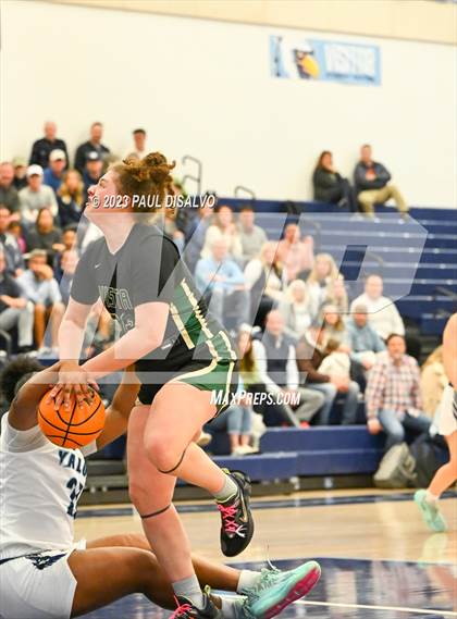 Thumbnail 3 in Valor Christian vs. Mountain Vista (CHSAA 6A First Round) photogallery.