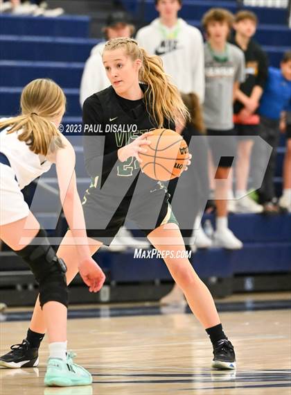 Thumbnail 1 in Valor Christian vs. Mountain Vista (CHSAA 6A First Round) photogallery.